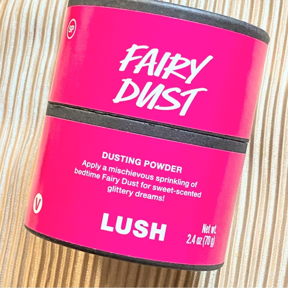 LUSH Fairy Dust Dusting Powder